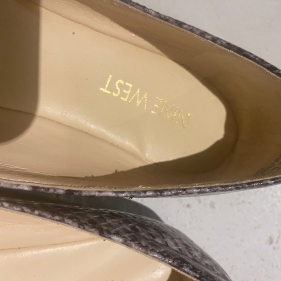 Nine West snakeskin pointed toe  ballet flats. Sz 6.5 - Picture 11 of 16